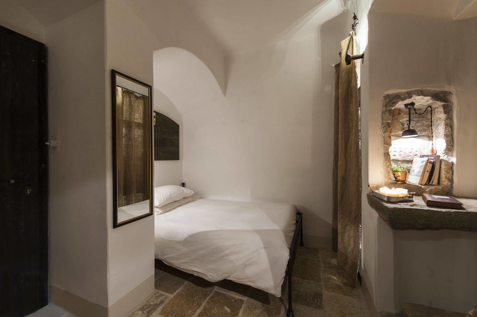 Eremito Hotel Parrano Ngoại thất bức ảnh